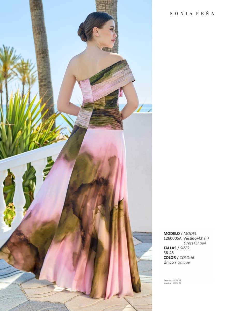 Suknia z Paskiem i Szalem